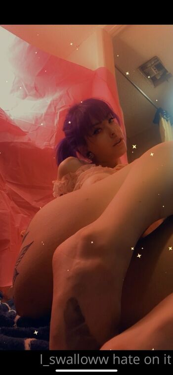 I_swallow / i_swalloww nude photo #23