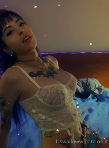 I_swallow / i_swalloww nude photo #27