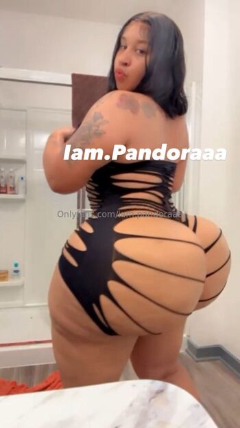 The Thickest Panda / iam.pandoraaa nude photo #1