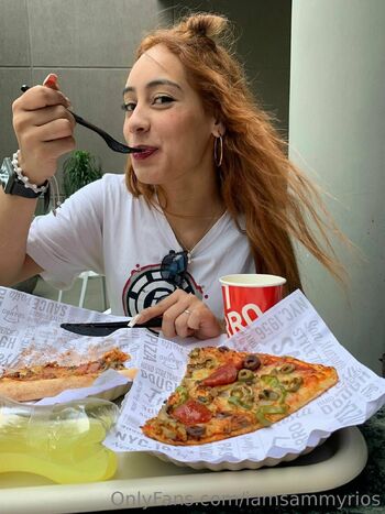 𝒫𝓊𝓈𝓈𝓎𝒬𝓊𝑒𝑒𝓃ꜱᴀᴍᴍ / iamsammyrios nude photo #5