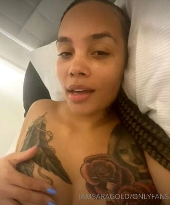 Sara Gold Official / iamsaragold nude photo #26