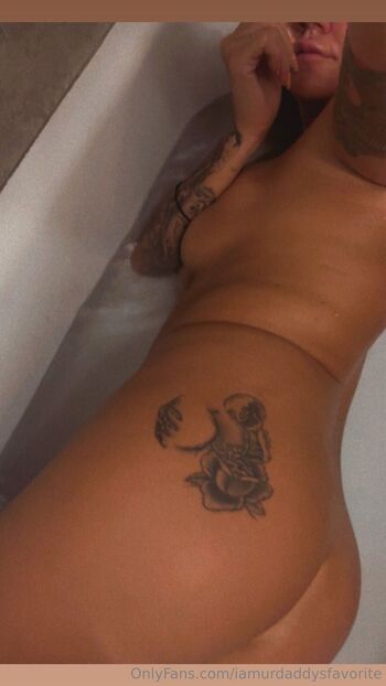 Iamurdaddysfavorit / iamurdaddysfavorite nude photo #6