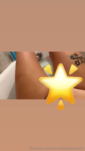 Iamurdaddysfavorit / iamurdaddysfavorite nude photo #12