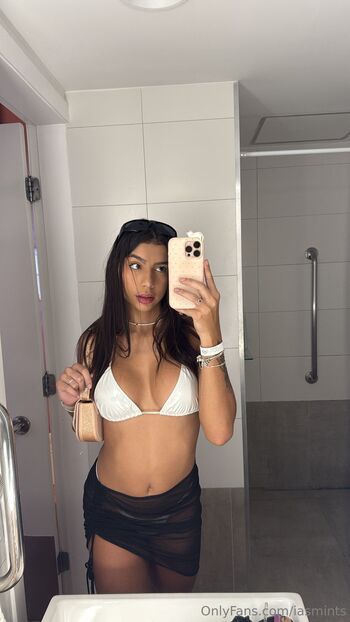 Iasmin TS / iasmints / iasmints_priv / iasmints_ nude photo #3