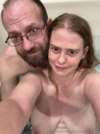 Icequee / icequeen6235 nude photo #10