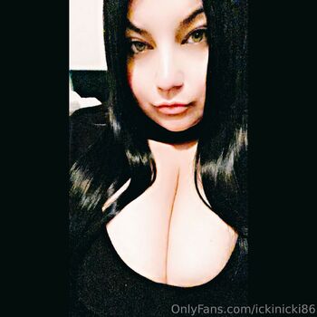 ickinicki86 nude photo #20
