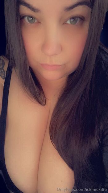 ickinicki86 nude photo #21