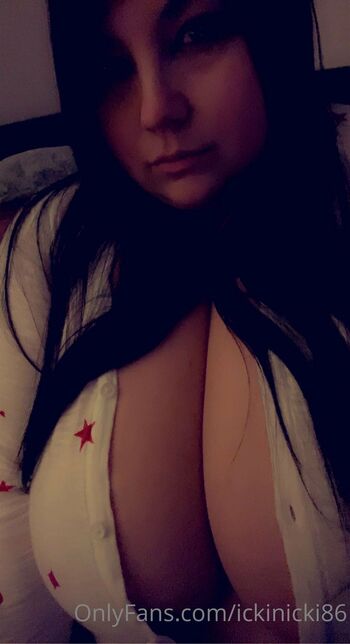 ickinicki86 nude photo #27