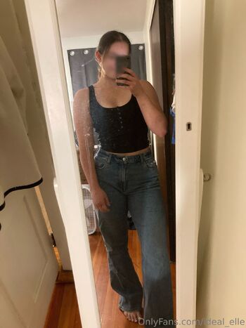 Ell / ideal_elle nude photo #6