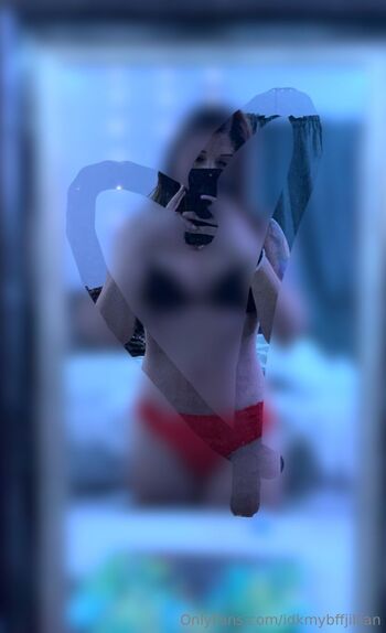 Jill-ian / idkmybffjillian nude photo #6