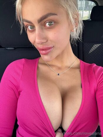 Alana / ilovealana nude photo #5