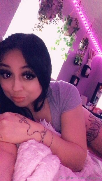 ilse / ilsejayy / mamasilse / illmindsz nude photo #12