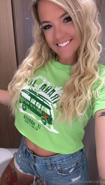 im.over.covi / im.over.covid nude photo #8