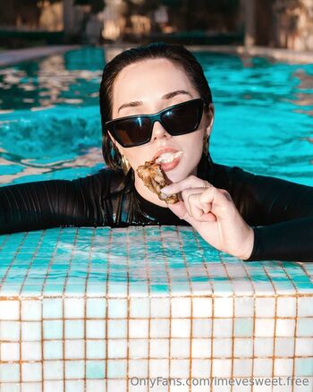 Eve Sweet / imevesweet.free nude photo #7