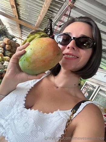 Eve Sweet / imevesweet.free nude photo #18