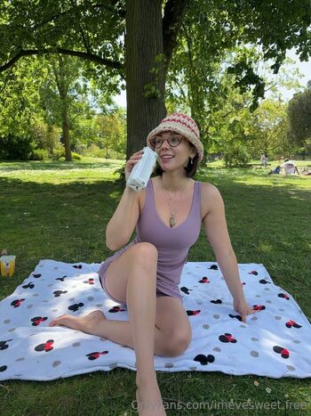 Eve Sweet / imevesweet.free nude photo #21