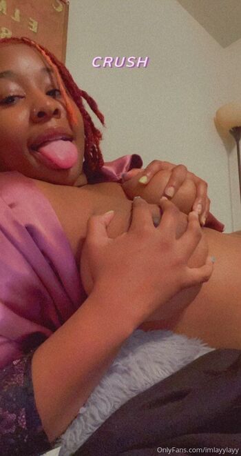 Layy.So.Thic / imlayylayy nude photo #6