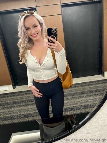 Ryleigh (Your Personal Nurse / imryleigh / nurse.ryleigh nude photo #35