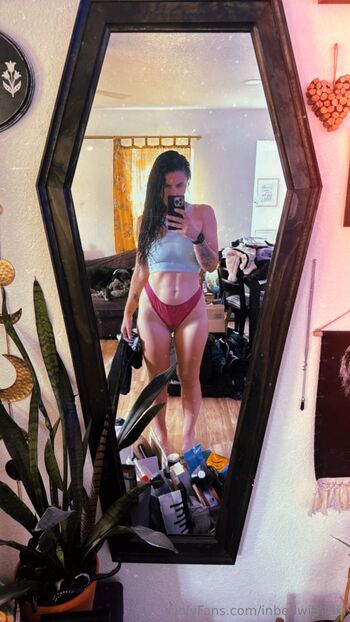 Goddess Lexi Sex Witc / inbedwithlexi nude photo #2