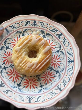 Goddess Lexi Sex Witc / inbedwithlexi nude photo #12