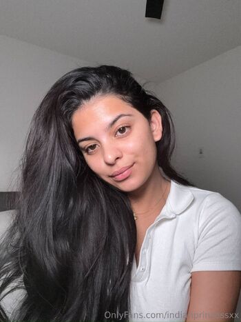 RATED1 INDIAN ON OF / indianprincessxx nude photo #1