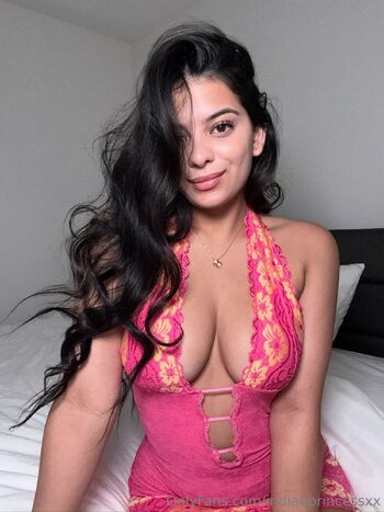 RATED1 INDIAN ON OF / indianprincessxx nude photo #4