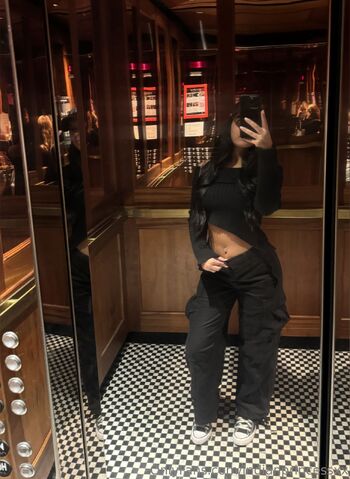 RATED1 INDIAN ON OF / indianprincessxx nude photo #30