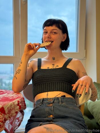 𝐅𝐯𝐜𝐤𝐌𝐞𝐅𝐫𝐢𝐝𝐚𝐲𝐬 / inkedfridayhoe nude photo #4