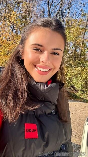 𝐄𝐌𝐈𝐋𝐘 𝐘𝐎𝐔𝐑 𝐀𝐍𝐆𝐄 / innocent_emily nude photo #14