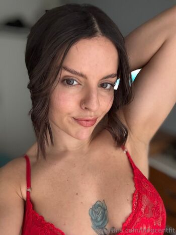 OnlyFans / innocentfit nude photo #19