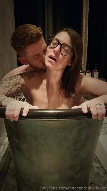 Innocent Hotwife XXX (NO PPV / innocenthotwifexxx nude photo #14