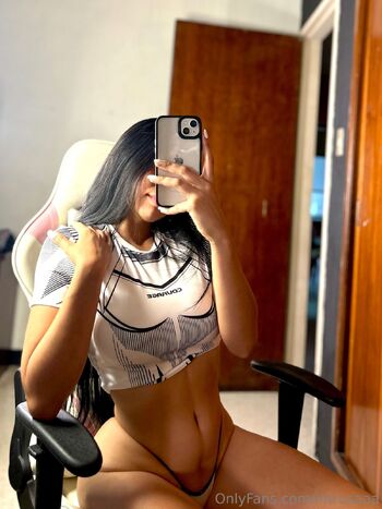 Gen / intrusaaa nude photo #5