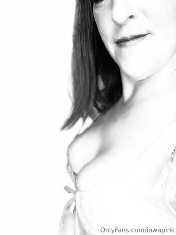 Sweetpin / iowapink nude photo #37