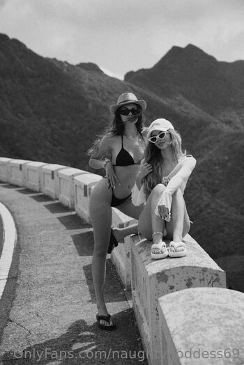 𝐘𝐎𝐔𝐑 𝐋𝐎𝐕𝐄𝐋𝐘 𝐈𝐑𝐄𝐍 / iren_lovely / iren__cutie nude photo #4