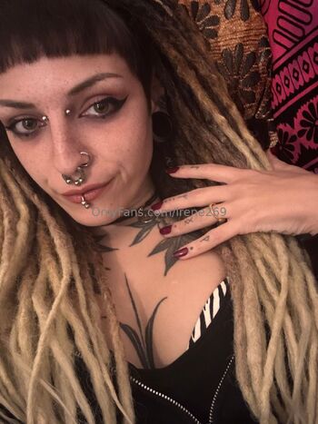 Cannellin / irene269 / eempusa269 nude photo #7