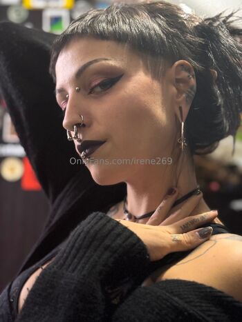 Cannellin / irene269 / eempusa269 nude photo #14