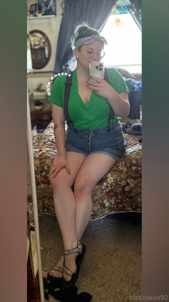 Iris_Knoxx / iris_knoxxx nude photo #4