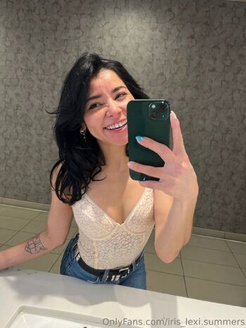 Iris Alexandri / iris_lexi.summers nude photo #2