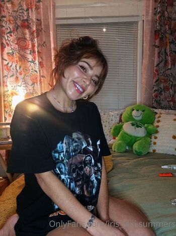 Iris Alexandri / iris_lexi.summers nude photo #36