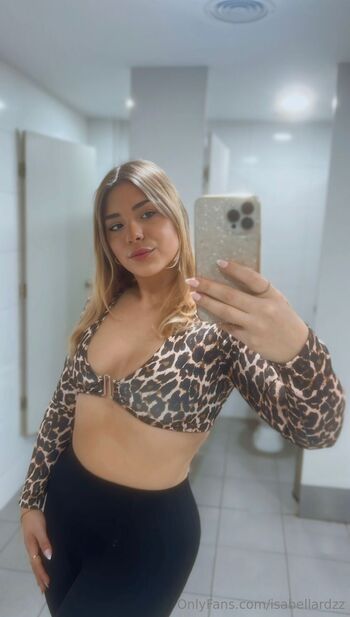Isa / isabellardzz nude photo #25