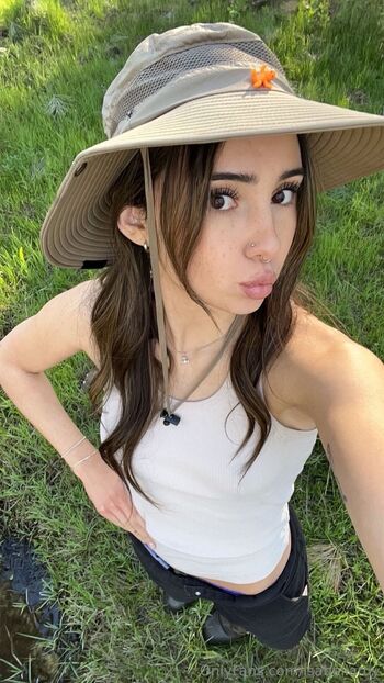 bella bab / isabellaroy nude photo #27