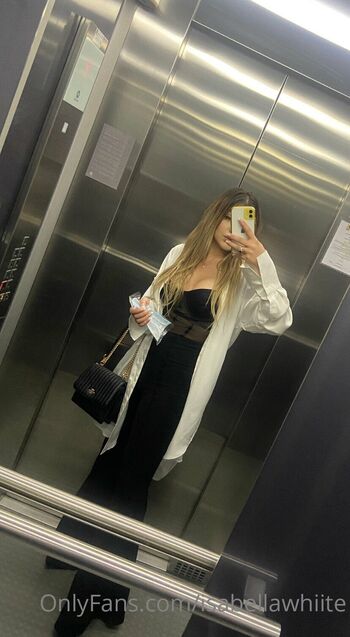 Isabella White / isabellawhiite nude photo #9