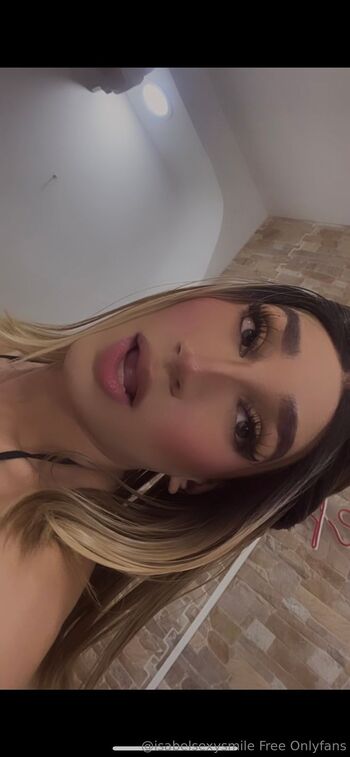 Isabelsexysmil / isabelsexysmile nude photo #1