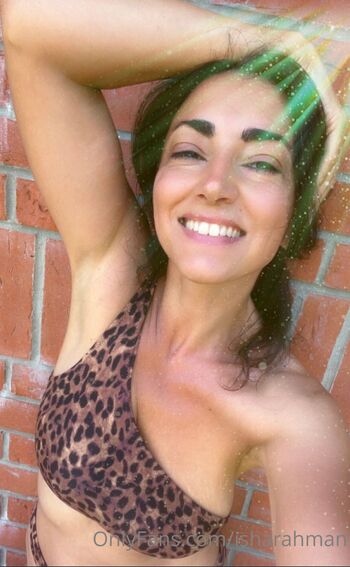 Isha Rahma / isharahman nude photo #23