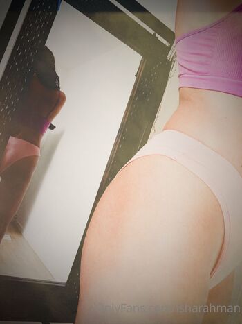 Isha Rahma / isharahman nude photo #32