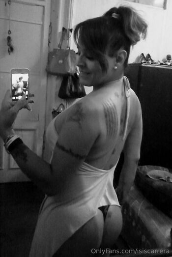 OnlyFans / isiscarrera nude photo #31