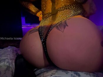 MICHAELA ISIZZ / isizzu nude photo #5