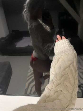 is.mir.relati / ismirrelativ nude photo #2