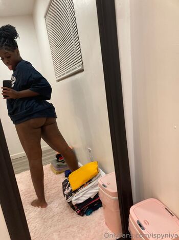 Niy / ispyniyaa nude photo #17
