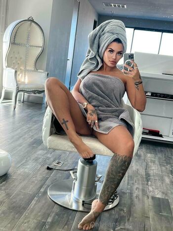 toochi kas / italia_kash nude photo #19